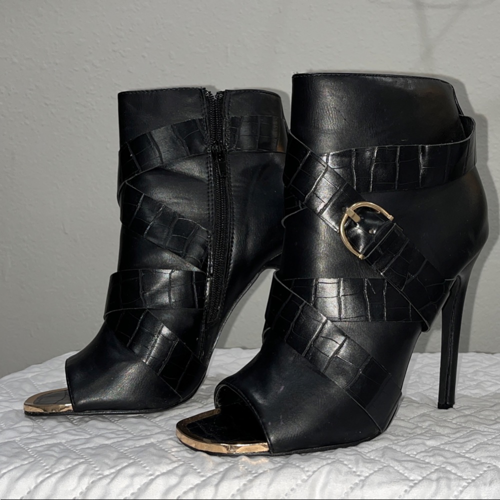 JustFab Black Peep-Toe Heeled Boots